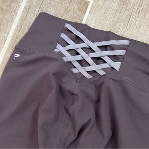 Purple Gray Size M Fabletics Boost PowerHold® High-Waisted 7/8 Legging